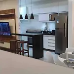 Adoraveis 2 Quartos Uma Linda Piscina, 2 Garagens